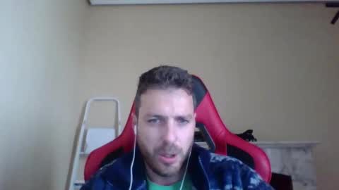 Snapshot of vascorro20 chatting on January 5, 12:21 pm vascorro20 online show from January 5, 12:21 pm