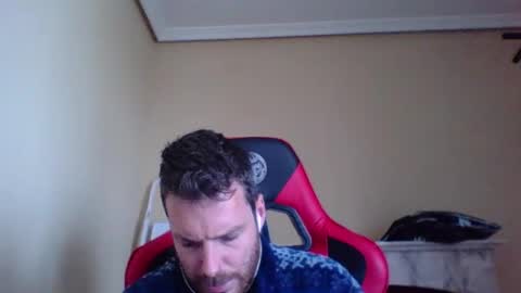 Snapshot of vascorro20 chatting on February 28, 3:15 pm vascorro20 online show from February 28, 3:15 pm