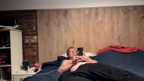 vaxildon13 online show from October 21, 12:10 pm