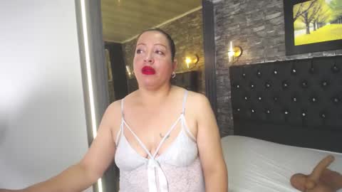 Victoria Sandoval  online show from September 28, 3:04 am