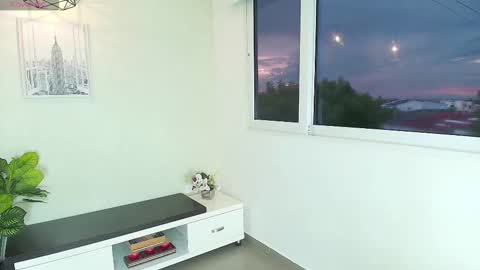 Victoria online show from September 25, 11:06 am