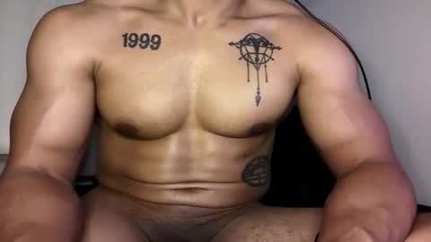 Vegas Love online show from December 5, 10:57 am