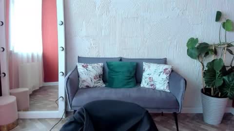 Barbara online show from September 27, 9:18 am