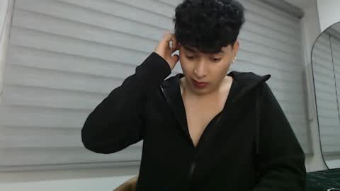 velascosexyboy online show from January 17, 2:08 am