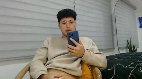 velascosexyboy online show from February 14, 3:22 am