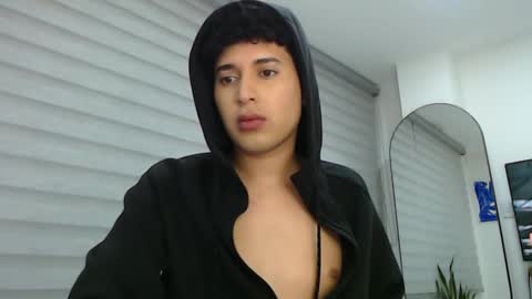 velascosexyboy online show from January 9, 2:11 am