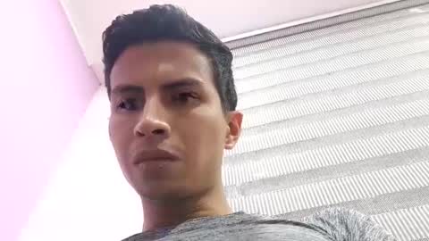 Snapshot of velk_hot1 chatting on January 30, 2:06 am velk_hot1 online show from January 30, 2:06 am