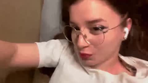 Sana online show from September 9, 10:43 pm