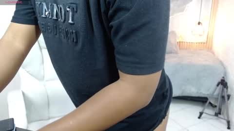 velvet online show from February 25, 4:05 am