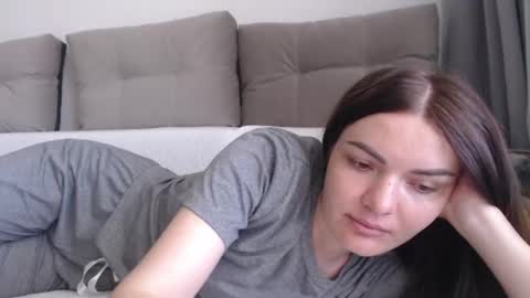 velvetmoon123 online show from April 24, 7:21 am