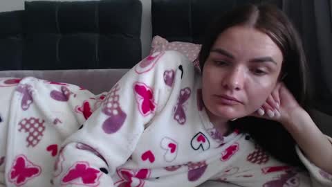 velvetmoon123 online show from May 11, 11:06 am
