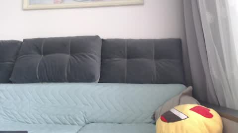 velvetmoon123 online show from April 13, 6:17 am