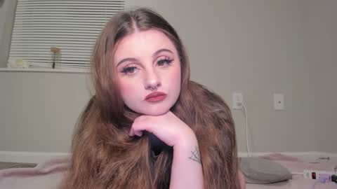 Snapshot of venicebtchh chatting on September 22, 12:48 am Harley instahailharleyy online show from September 22, 12:48 am