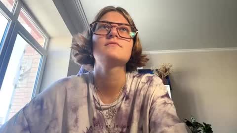 Sam online show from September 23, 9:47 am