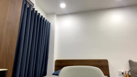 Emily online show from February 27, 11:36 am