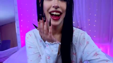 Vivian online show from September 21, 4:16 am