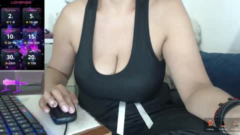 venus496613 online show from March 15, 12:15 am