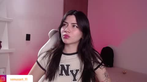 Snapshot of venus_art11 chatting on February 25, 8:36 am venus_art11 online show from February 25, 8:36 am