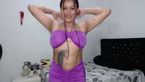 venus_menoza online show from February 13, 1:37 pm