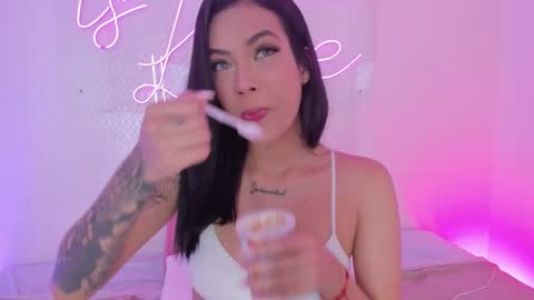 venus_nite online show from October 28, 8:54 pm