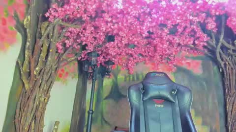 Venus Blazer  online show from October 15, 11:11 am