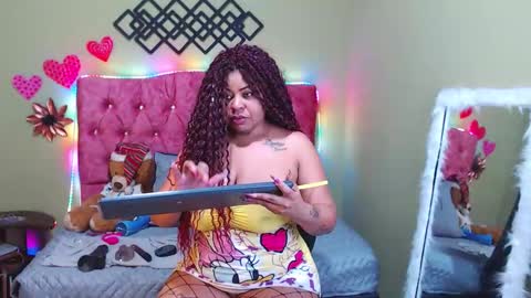 venusroyce online show from September 22, 7:18 pm