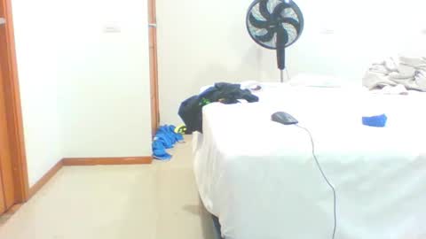 vergagolosa22 online show from December 4, 4:12 am