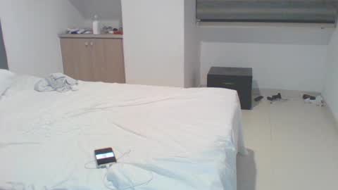 Snapshot of vergagolosa22 chatting on February 10, 4:41 am vergagolosa22 online show from February 10, 4:41 am