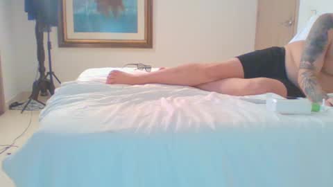 Snapshot of vergagolosa22 chatting on December 4, 2:25 am vergagolosa22 online show from December 4, 2:25 am
