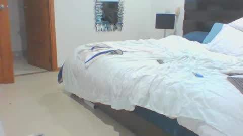 Snapshot of vergagolosa22 chatting on September 15, 8:16 am vergagolosa22 online show from September 15, 8:16 am