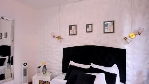 Vero online show from September 20, 7:17 pm