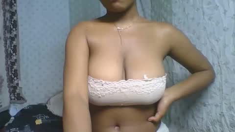 verolla31 online show from October 13, 11:12 am