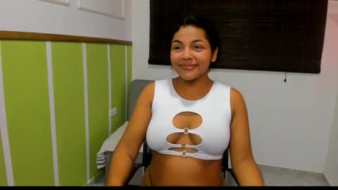 VERONICA online show from November 3, 3:13 pm