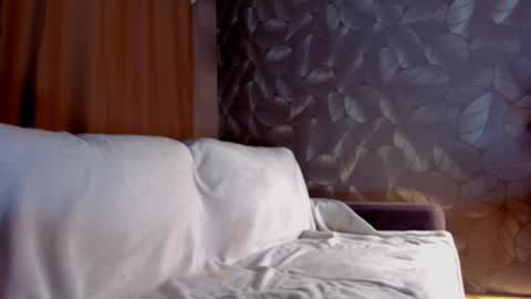 Veronica online show from December 25, 10:16 pm