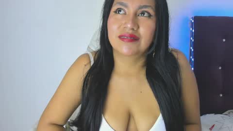 veronicaa_squirt online show from May 4, 3:57 am