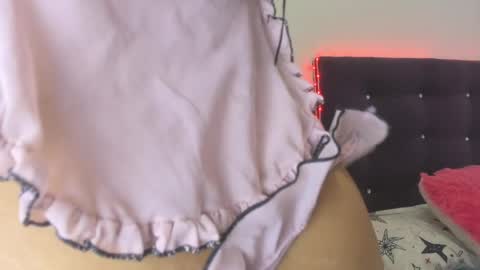 veronicaa_squirt online show from May 18, 3:27 am