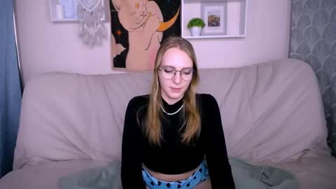 VERONICA online show from February 10, 2:59 pm