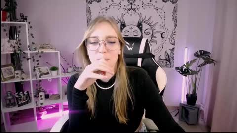 VERONICA online show from February 27, 11:28 am
