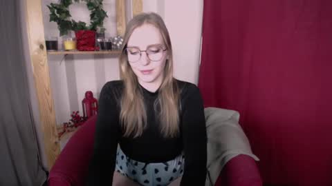 VERONICA online show from March 8, 1:50 am