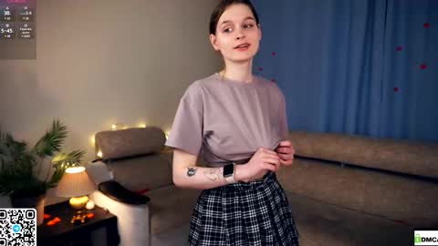 Veronica day Emily night online show from March 4, 1:28 pm