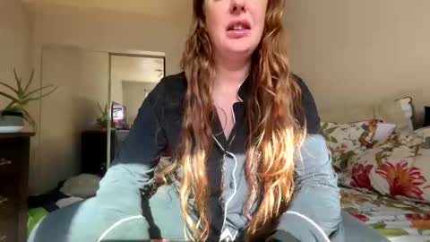 Snapshot of veronicalake chatting on October 23, 8:31 pm Veronica Lake online show from October 23, 8:31 pm