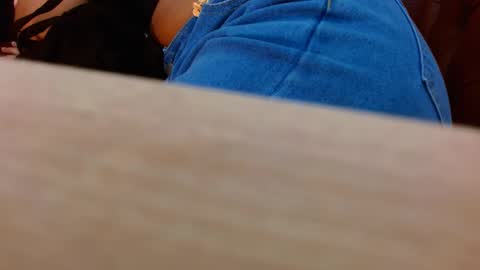 Veronica Robles online show from February 9, 8:33 pm