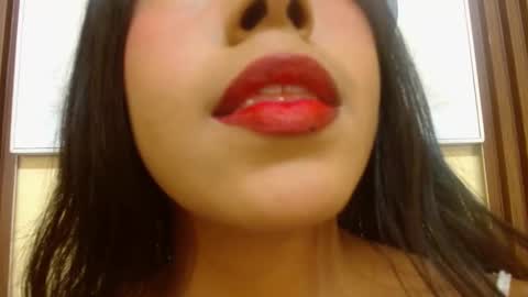 Veronica Robles online show from September 19, 6:33 pm