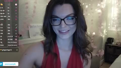 Snapshot of veronicasmyth chatting on February 15, 11:25 pm Veronica 3 online show from February 15, 11:25 pm