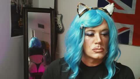 veronicavail online show from December 12, 8:47 am