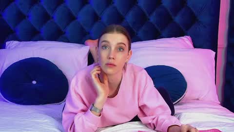 Veronica online show from May 7, 6:58 pm