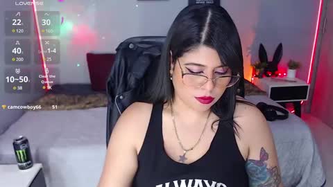 Snapshot of veronika_metalstar chatting on February 6, 6:46 pm Miss Veronika online show from February 6, 6:46 pm