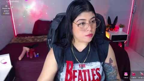 Snapshot of veronika_metalstar chatting on January 21, 4:16 pm Miss Veronika online show from January 21, 4:16 pm