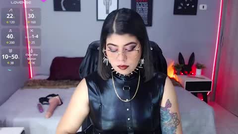 Snapshot of veronika_metalstar chatting on March 11, 12:06 pm Miss Veronika online show from March 11, 12:06 pm