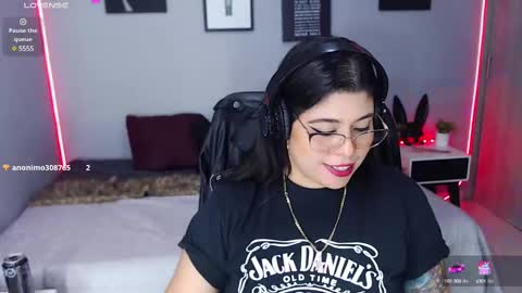 Snapshot of veronika_metalstar chatting on February 11, 1:09 pm Miss Veronika online show from February 11, 1:09 pm